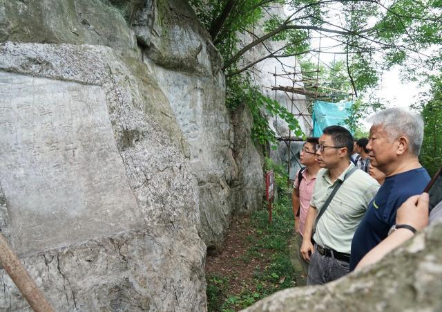江苏镇江:焦山摩崖石刻保护工程施工过半,预计年底完工